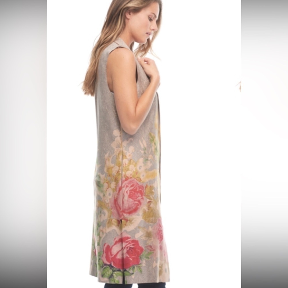 Solitaire Anthropologie Faux Suede Floral Print Long Vest Size Small NWT